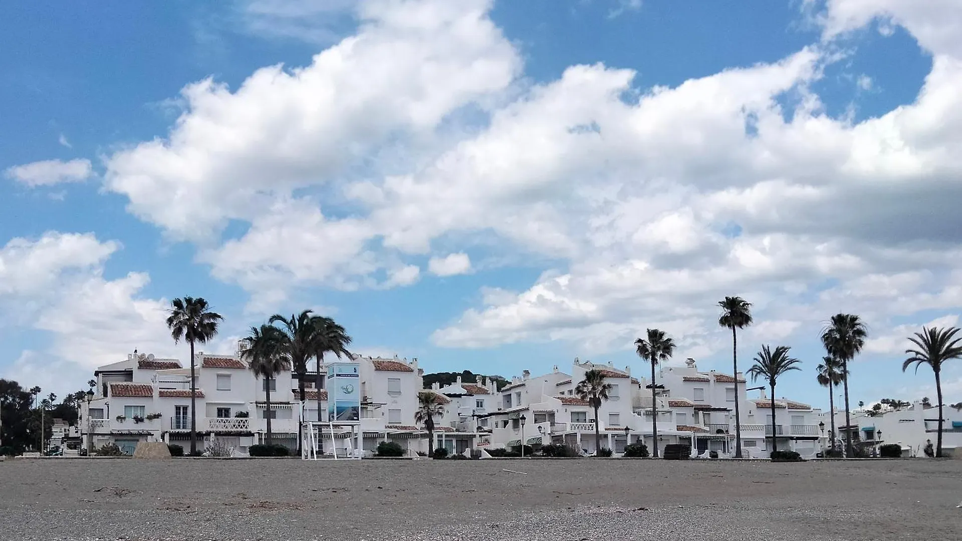 Apartamento Primera Linea De Playa Manilva Espanha